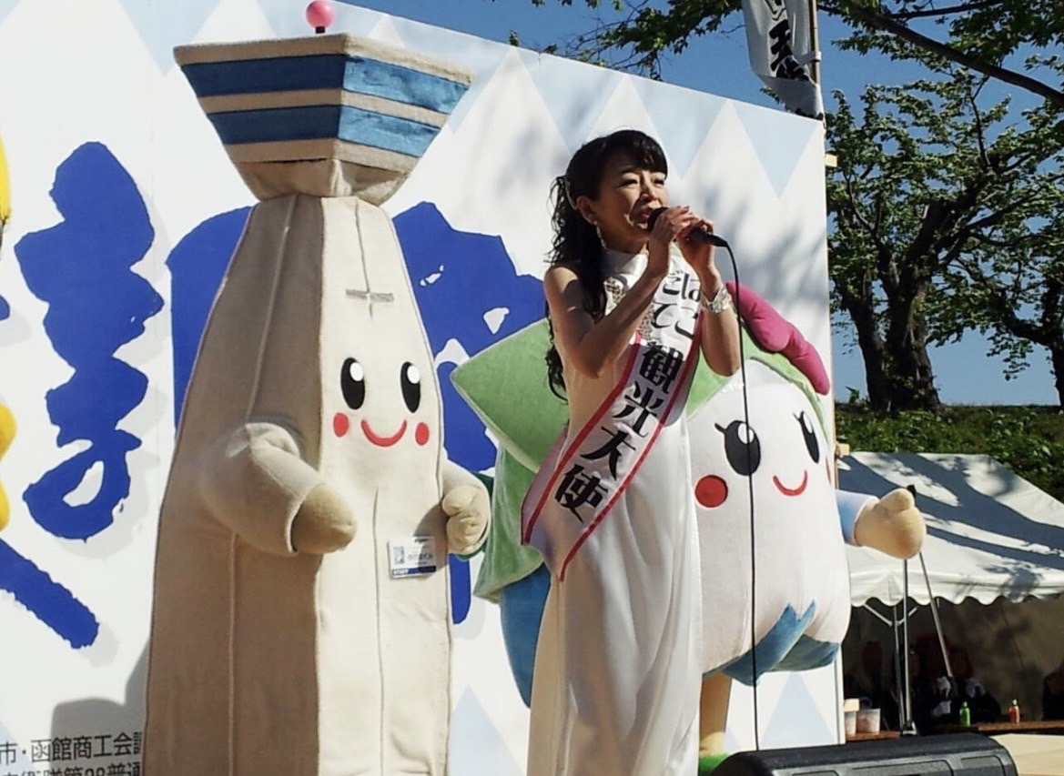 平田まり ギャラリー画像7: イベントでの歌唱