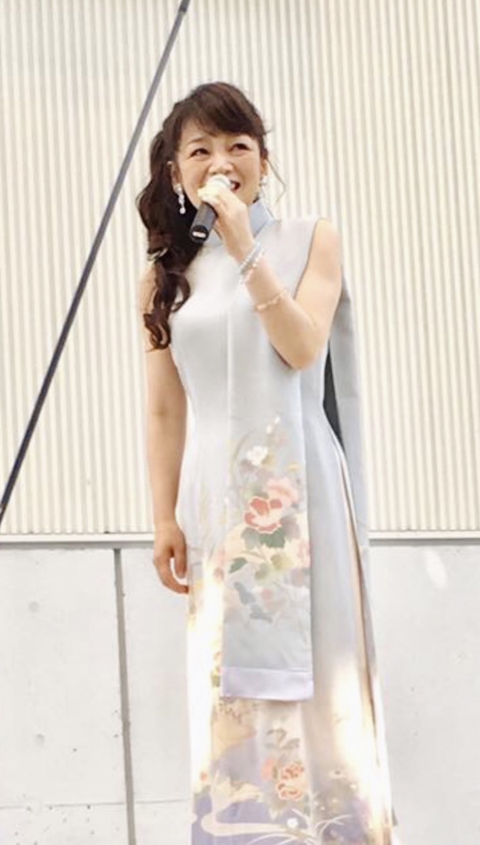 平田まり ギャラリー画像1: ステージ衣装